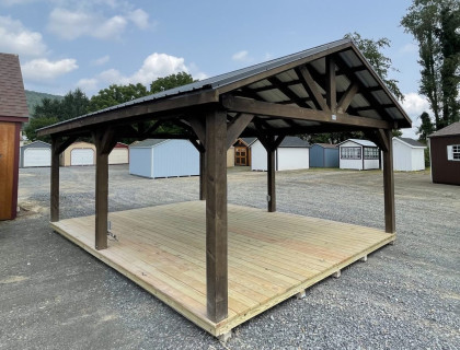 Wood-Pavillion